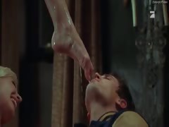 Ivonne Schoenherr – Halloween Horror Hostel